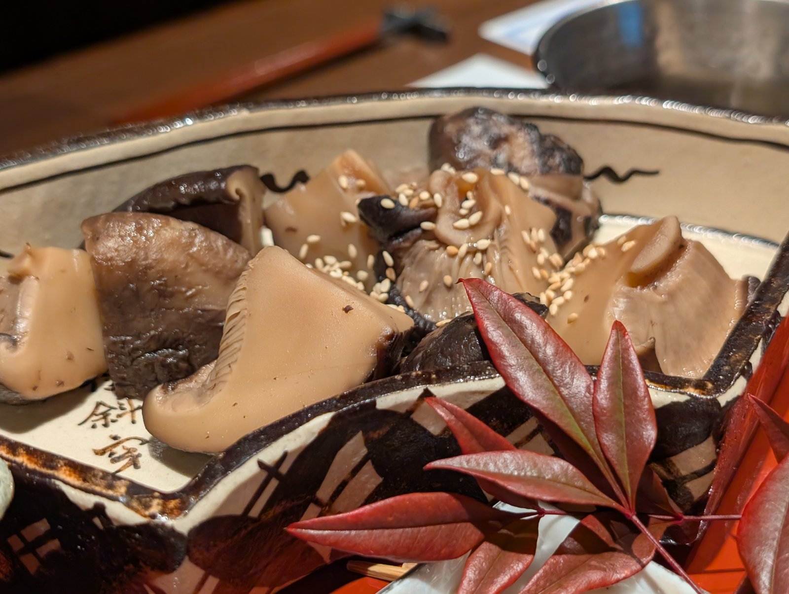 イベントで出た原木干し椎茸の含め煮。肉厚で、噛むと食べ応えがある