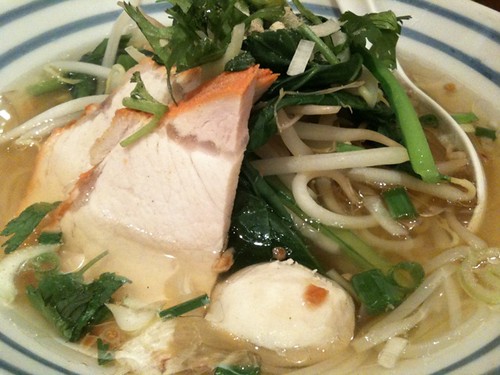 さくっとタイラーメンが食べたいときに便利なお店。＠バンコク屋台 カオサン 新宿ルミネ店