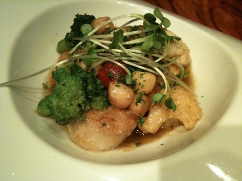 ホタテのガーリック炒めたやつかな。