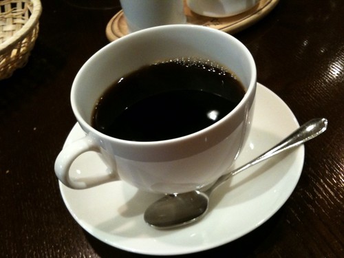 ランチについてきたコーヒー。普通の2倍くらいのコーヒーカップ