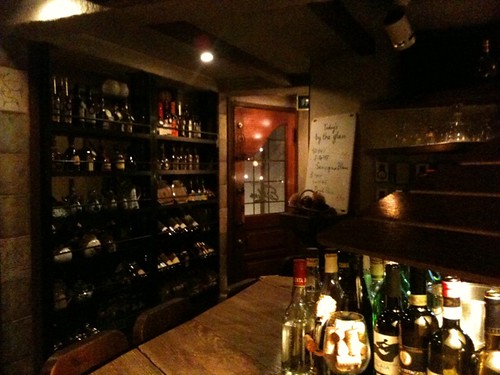 富ヶ谷で３０年！裏路地にひっそりとあるワインバー＠エスカレラ（代々木公園／代々木八幡）