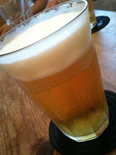 ビールと生ハムなう。@エリック