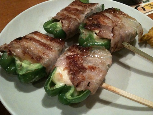 ピーマンチーズ焼き250円はボリュームがすごい！＠エビス参