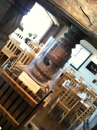 1700年代のワインの絞り機！