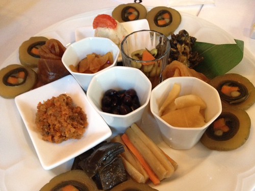 ５品目：完熟夕陽米と岩手県産厳選漬け物盛り合わせ