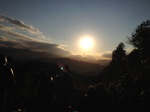 高尾山山頂にて。もう少しで日が沈みます。@2011/12/23 高尾山