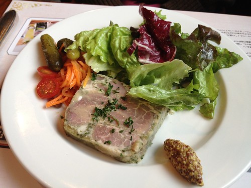 前菜：ハムとパセリのテリーヌ＠東京日仏学院ラ・ブラスリー