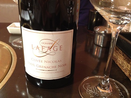 肉にはやっぱり赤ワイン＠炭焼喰人