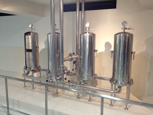 発酵させた麦芽を濾す機械とのこと。展示用ですね。@ザ・プレミアム・モルツ講座