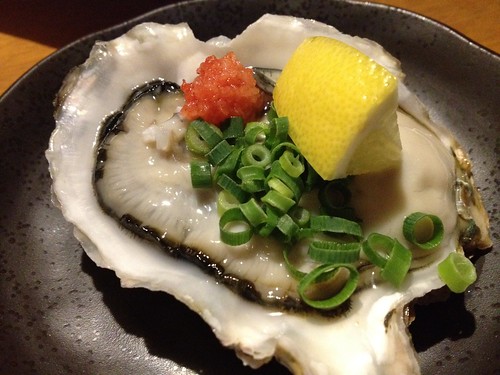やはり日本酒には生ガキ!@地もの酒場 吉乃坐(恵比寿)