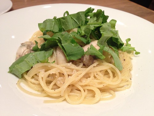 牡蠣とルッコラのスパゲティ＠Oysterbar＆Wine BELON （オイスターバー＆ワイン ブロン）