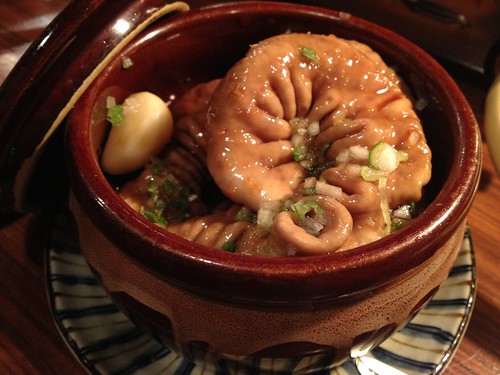 ニンニク壷漬シロコロホルモン@三軒茶屋 ホルモンやく蔵 金肉屋