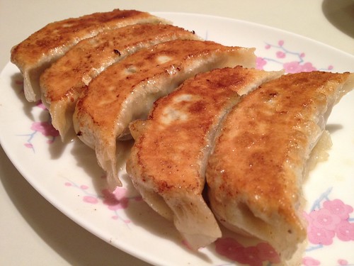 噂の１個400円の餃子！５個で2000円なり。＠登龍 麻布店