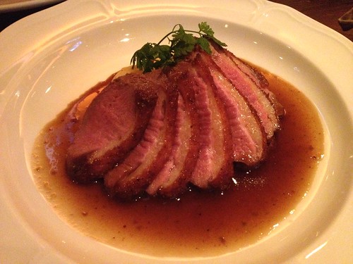 真鴨胸肉ローストマディラワインのソース1800円＠マンダリーノ