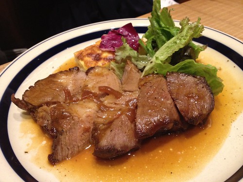 ローストポークだったかな？牛だったような気がするw＠ブラッスリーセント・ベルナルデュス