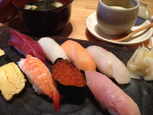 駅ビル内で気軽にお寿司。多摩センターのランチの選択肢としておすすめ。@すし屋 銀蔵 多摩センター店