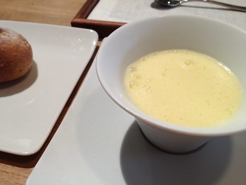 季節のスープは冷たいコーンポタージュ＠シャントレル