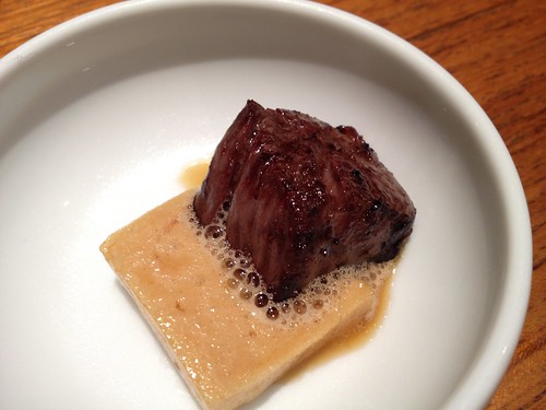 ハラミは溶けるタレに載せていただきます。@焼肉キッチンスタジアム 黒5 本店 (クロゴ)