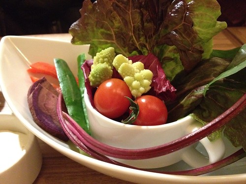 あいちゃん農園有機野菜のワイルドサラダ バーニャカウダ添え＠Samurai （サムライ）