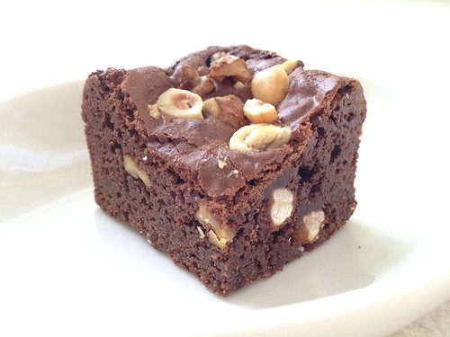 くるみとヘーゼルナッツのブラウニー300円@サンデーベイクショップ
