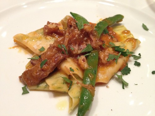 ラグーソースのパスタ@ラ・ブリアンツァ