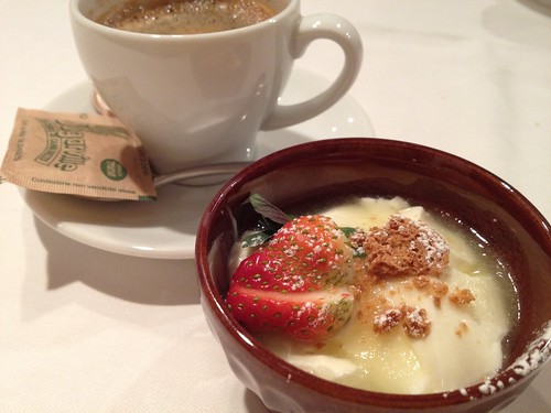 牛乳プリンとコーヒー@ラ・パスタイオーネ