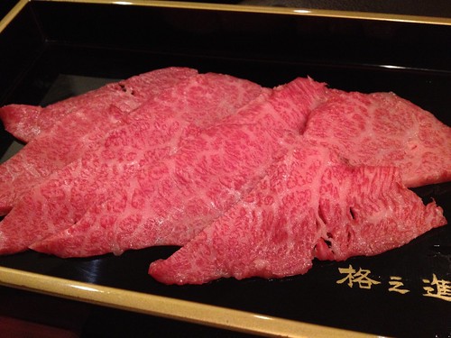 ハンバーガーに挟むお肉。あぶってさっとのせます＠格之進R