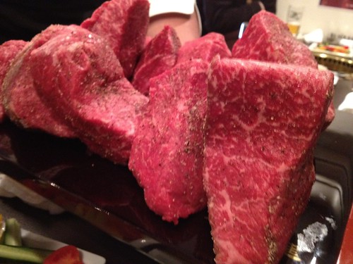 バラ肉と肩ロースの固まりだったような。＠格之進R