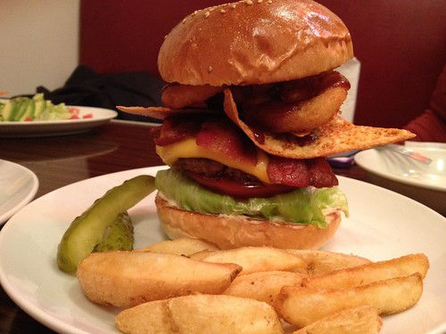 限定バーガーのクリスピーバーガー！２＠レッグオンダイナー （Reg-On Diner）