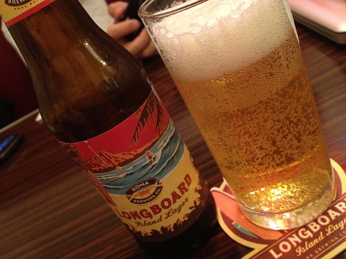 最初のビアはロングボード＠レッグオンダイナー （Reg-On Diner）