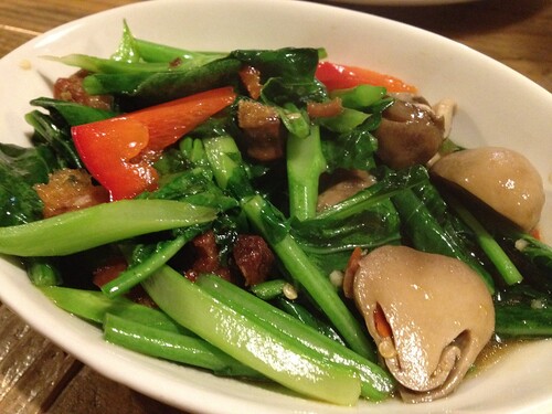 カナームーグローブ(カイラン菜とカリカリ豚の炒め物)@ピーナッツ食堂