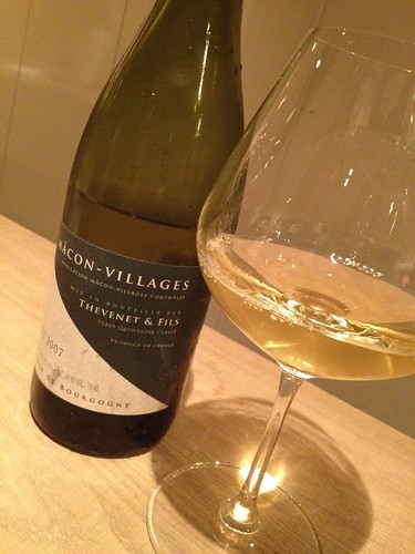 おすすめの白をハーフで。2007 Macon Villages Thevenet Et Fils @カラペティ・バトゥバ