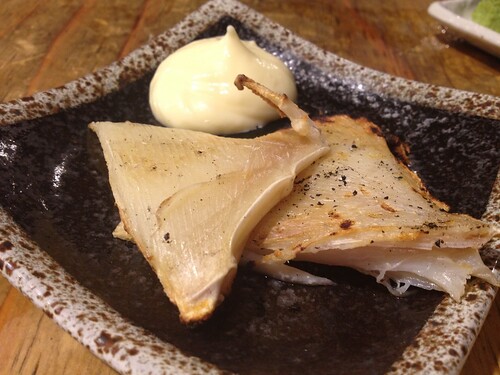 肉厚!生干しエイヒレ399円@鰓呼吸 麻布十番商店街