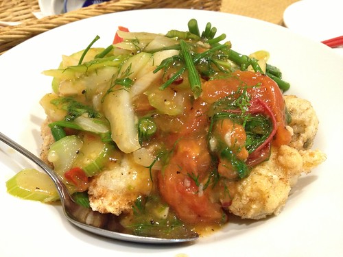 自家製イカ団子　トマトとデイルのソースで＠オーセンティック