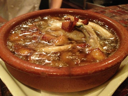 マテ貝のアヒージョ@白金バル