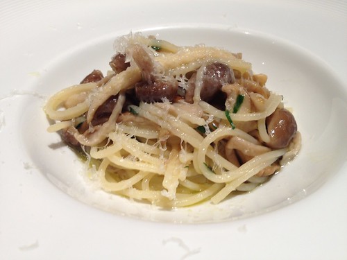 いろいろキノコのスパゲッティ アーリオーリオ＠コンチェルト