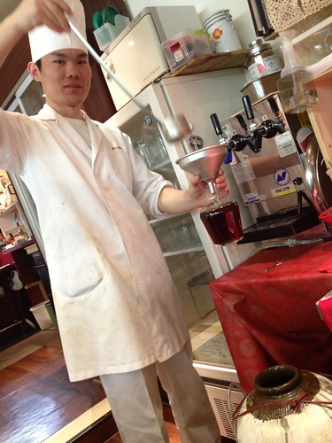 壷から紹興酒@龍口酒家 本店