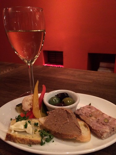 ワイン&タパスでさく飲み@スペインバル Ocho