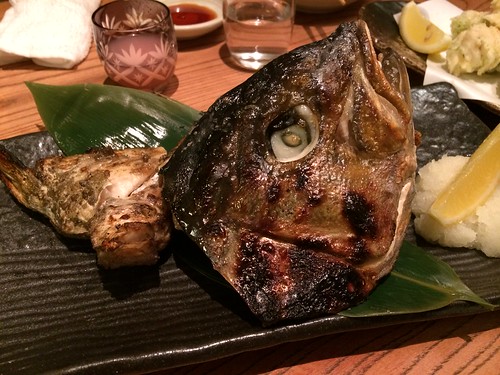 カンパチのカマ@渋三魚金
