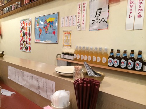 カウンター席からのながめ＠按田餃子