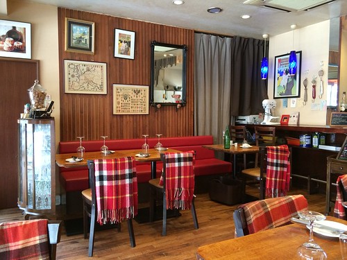 一生懸命なシェフがつくる素朴なフレンチビストロ。ランチはボリューミーでとってもお得。＠ビストロ・ミルエテ（笹塚・代田橋）