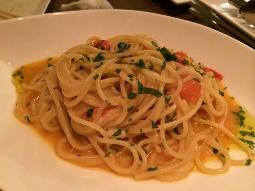 アクアパッツアのお出汁を使ったパスタ@Ziru