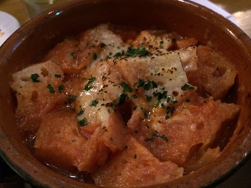 マンハッタン牡蠣チャウダーとバケットのココット@貝殻荘 サクラテラス店