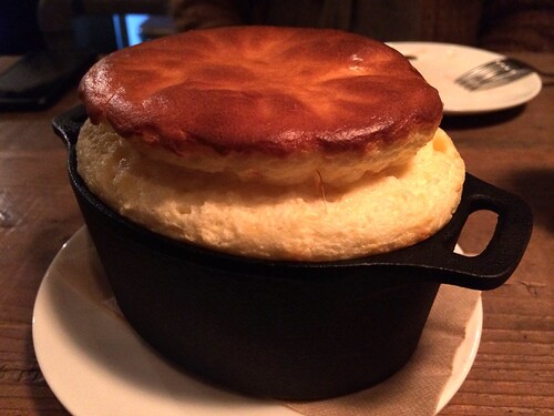 ズワイガニとラクレットチーズのスフレ＠ミルヴァン フィオーリ