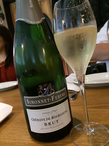 シモネ・フェブル クレマン・ド・ブルゴーニュ@貝殻荘 サクラテラス店