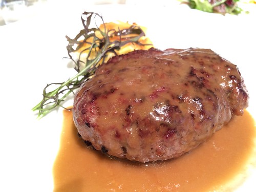 熟成牛のハンバーグステーキ@カルネヤサノマンズ