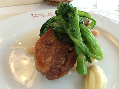 カナダ産三元豚バラ肉のコンフィ 白いんげん豆と白菜の煮込添え@ビストロ・サン・ル・スー