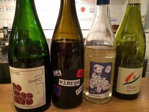 グラスで飲めるワインたち＠トロワザムール