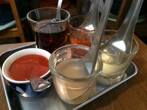 フォーの調味料たち＠まるカフェ