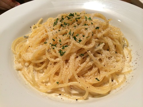 ゴルゴンゾーラのパスタ＠マンジャアモーレ